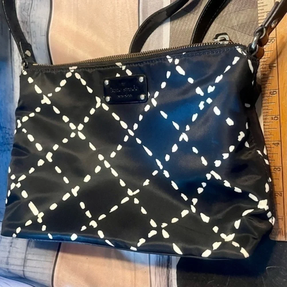 Kate ♠️ Spade Kate NY Stevie Shoulder Hand Bag BLACK CREAM Patent EUC!!!​